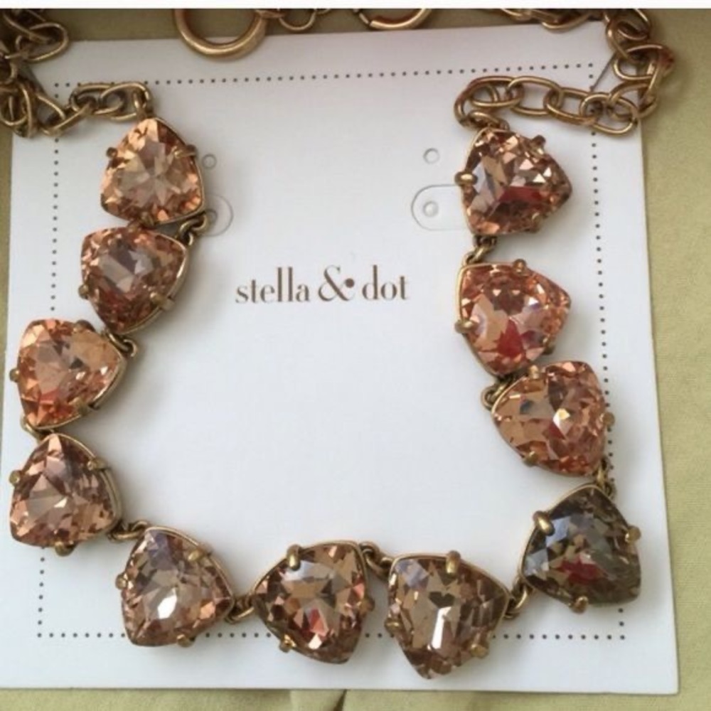 Somervell Necklace - Peach - Stella & Dot